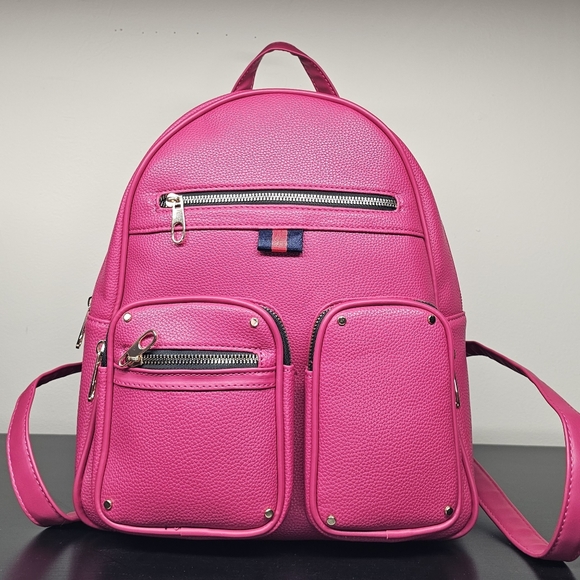 Backpack - Picture 3 of 4